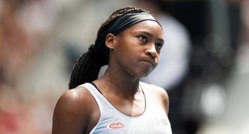 انسحاب لاعبة تنس من أولمبياد طوكيو بسبب كورونا